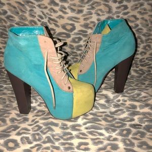 Teal & Like Boot Heels Size 7